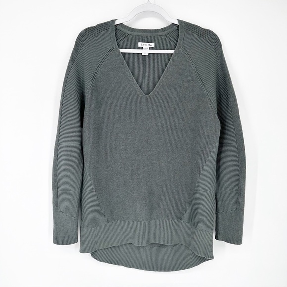 Athleta Hanover Wool Blend V-Neck Sweater in Dark Gray Size S - Picture 2 of 7